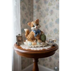 Vintage Enesco 4x3 Figurine Kitten Playing With Yarn